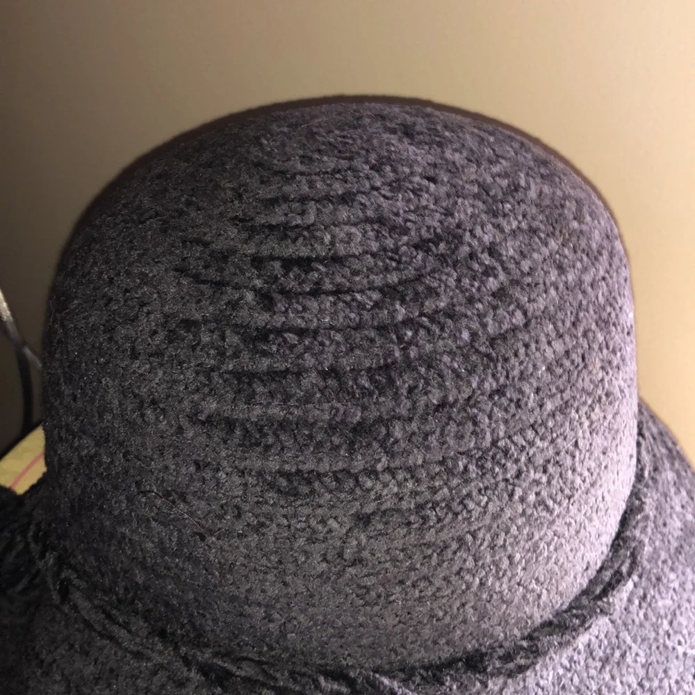 Betmar NY Classic Chic Warm Weather Brown Soft Knit All Occasion Braided Hat